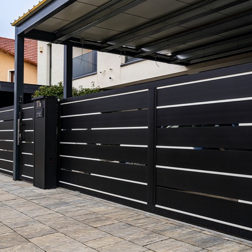 Clôture en aluminium - RAL 9005