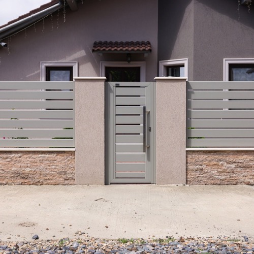 Clôture en aluminium - RAL 9006